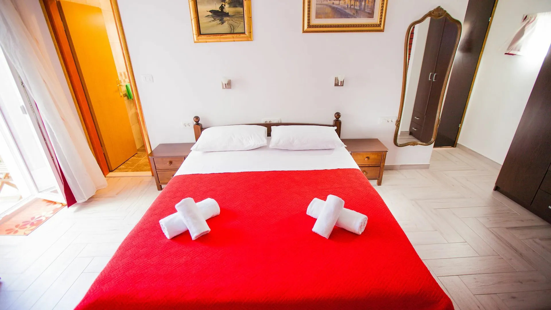 Golden Gate Dream Rooms Сплит 3*,  Хорватия